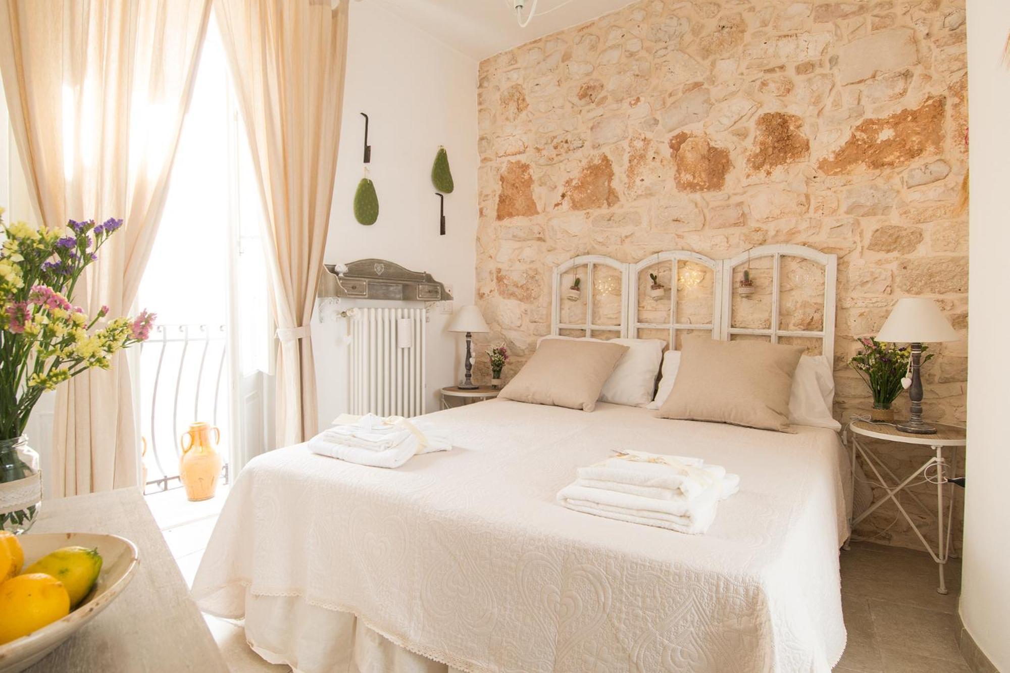 Manidibianco Apulian Relaxing Turi